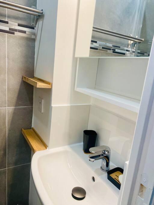 Maisonnette Au Calme Proche T2 La Garenne-Colombes Extérieur photo